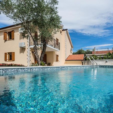 Apartments Villa Diamant With Pool & Whirlpool Čižići Екстериор снимка