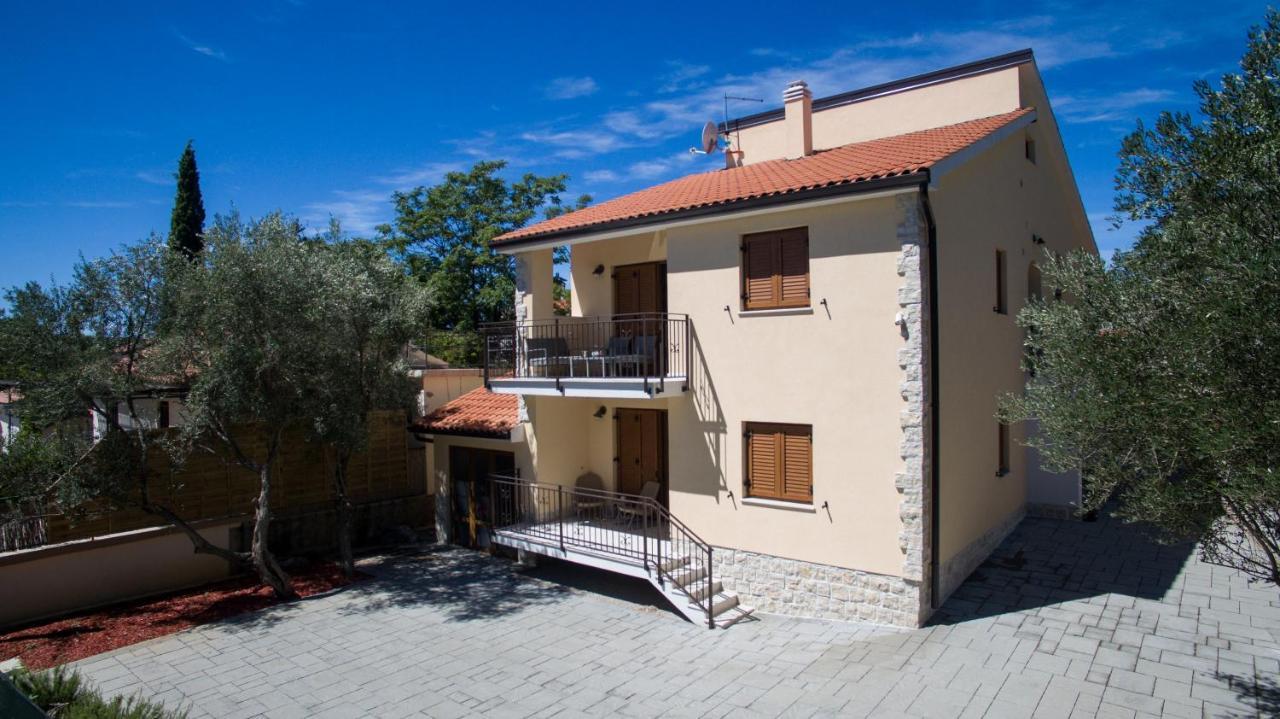 Apartments Villa Diamant With Pool & Whirlpool Čižići Екстериор снимка