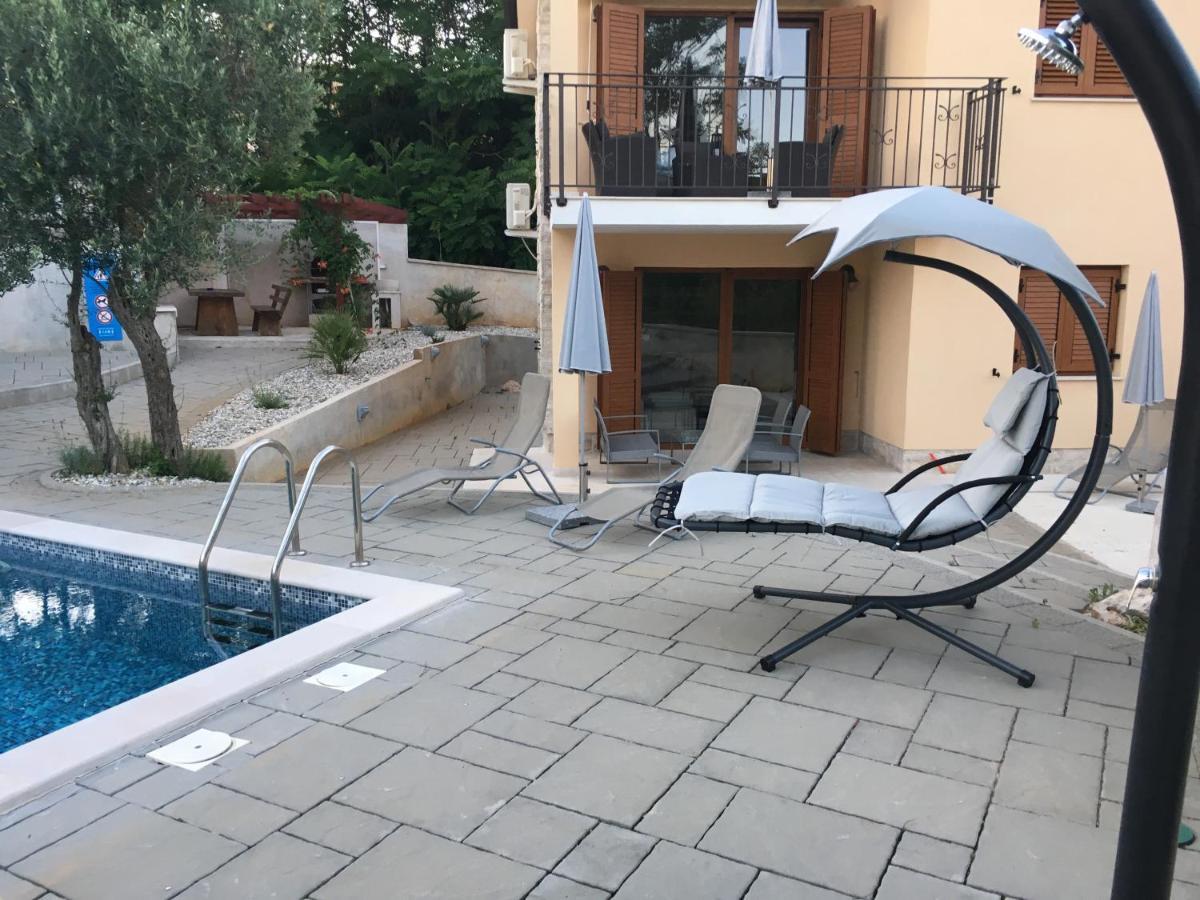 Apartments Villa Diamant With Pool & Whirlpool Čižići Екстериор снимка